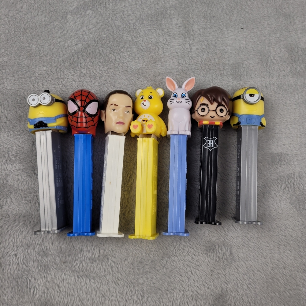Lot Of 7 PEZ Dispensers Mixed Minions Harry Potter Star Wars